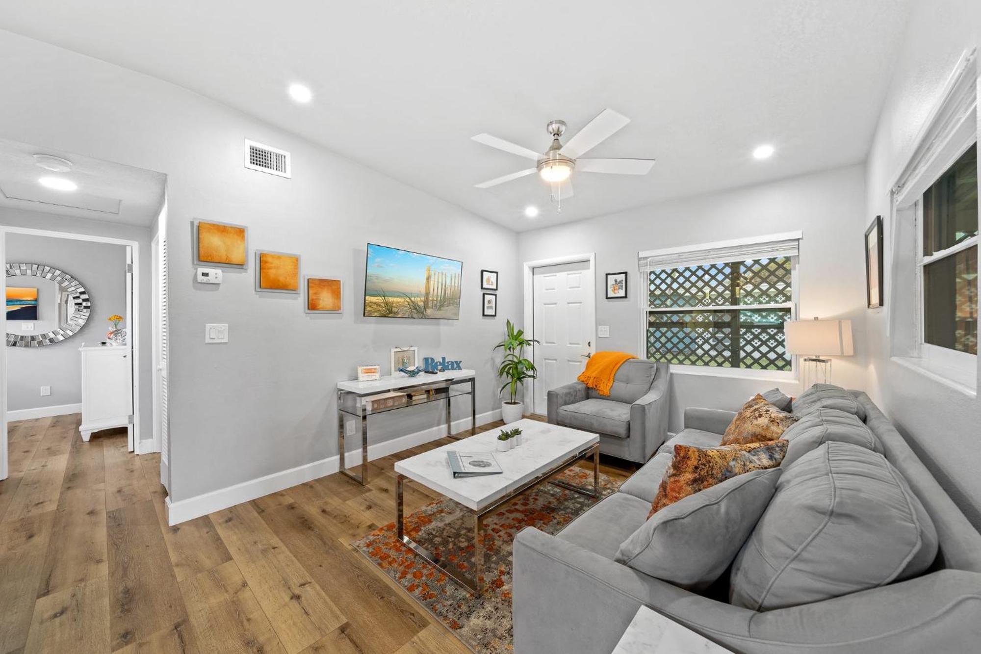 Midtown Cottage - In The Heart Of Cocoa Beach Extérieur photo